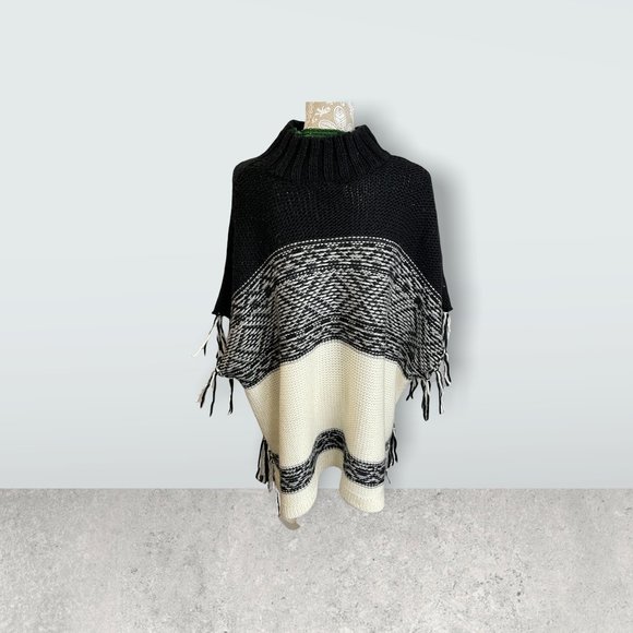 uff Hewn knit cover up shawl style top size s/m. - Picture 2 of 5